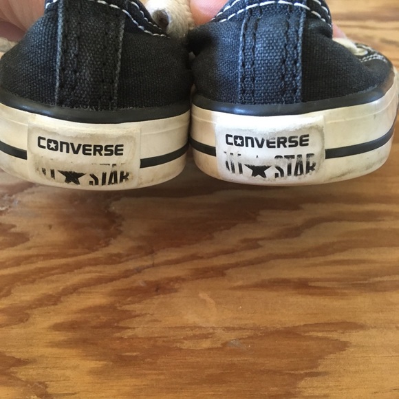 Toddler black converse sneakers - Picture 3 of 3